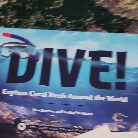 Marine Biology and Sea Creatures Educational Book Set - Picture 4 of 7